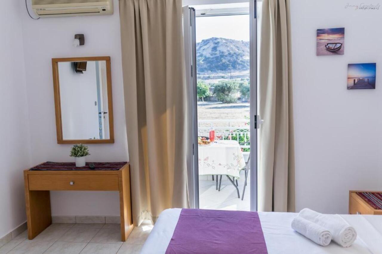 Sotirios Apartments Karpathos Town  Exterior photo